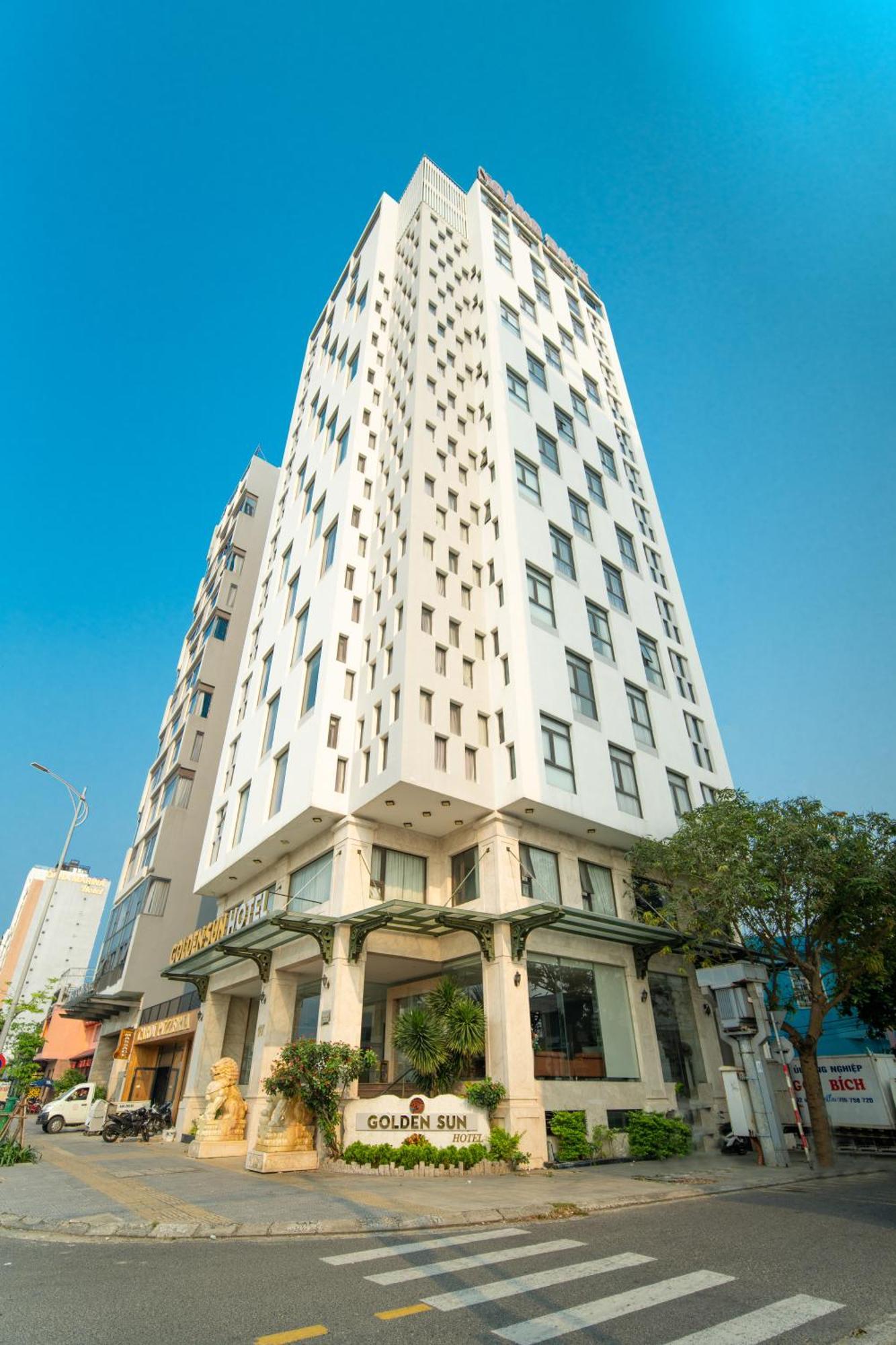 Golden Sun By New Sky Travel Hotel 4*