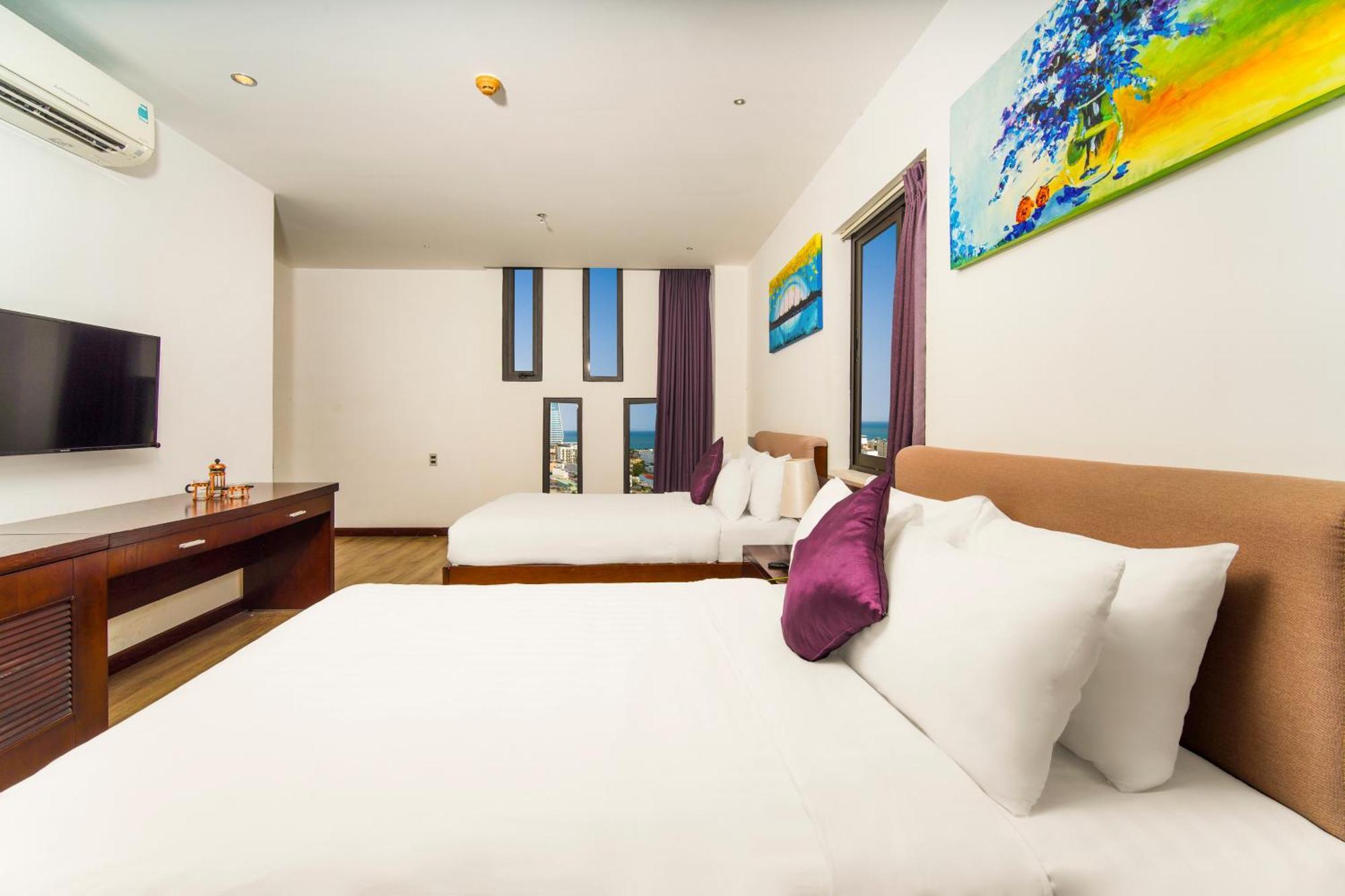 Hotel Golden Sun By New Sky Travel 4*