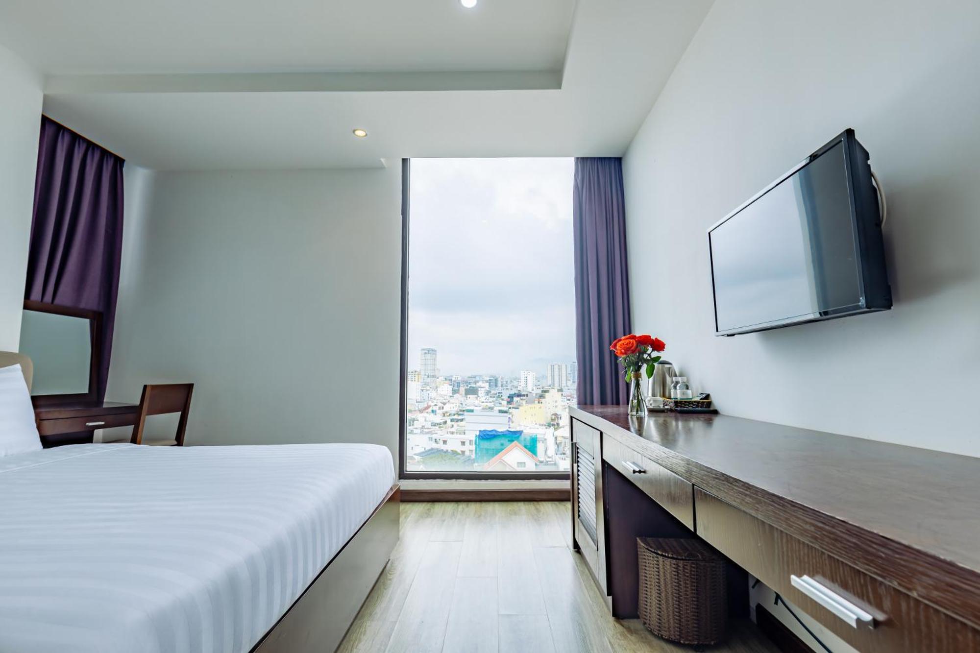 Golden Sun By New Sky Travel 4*