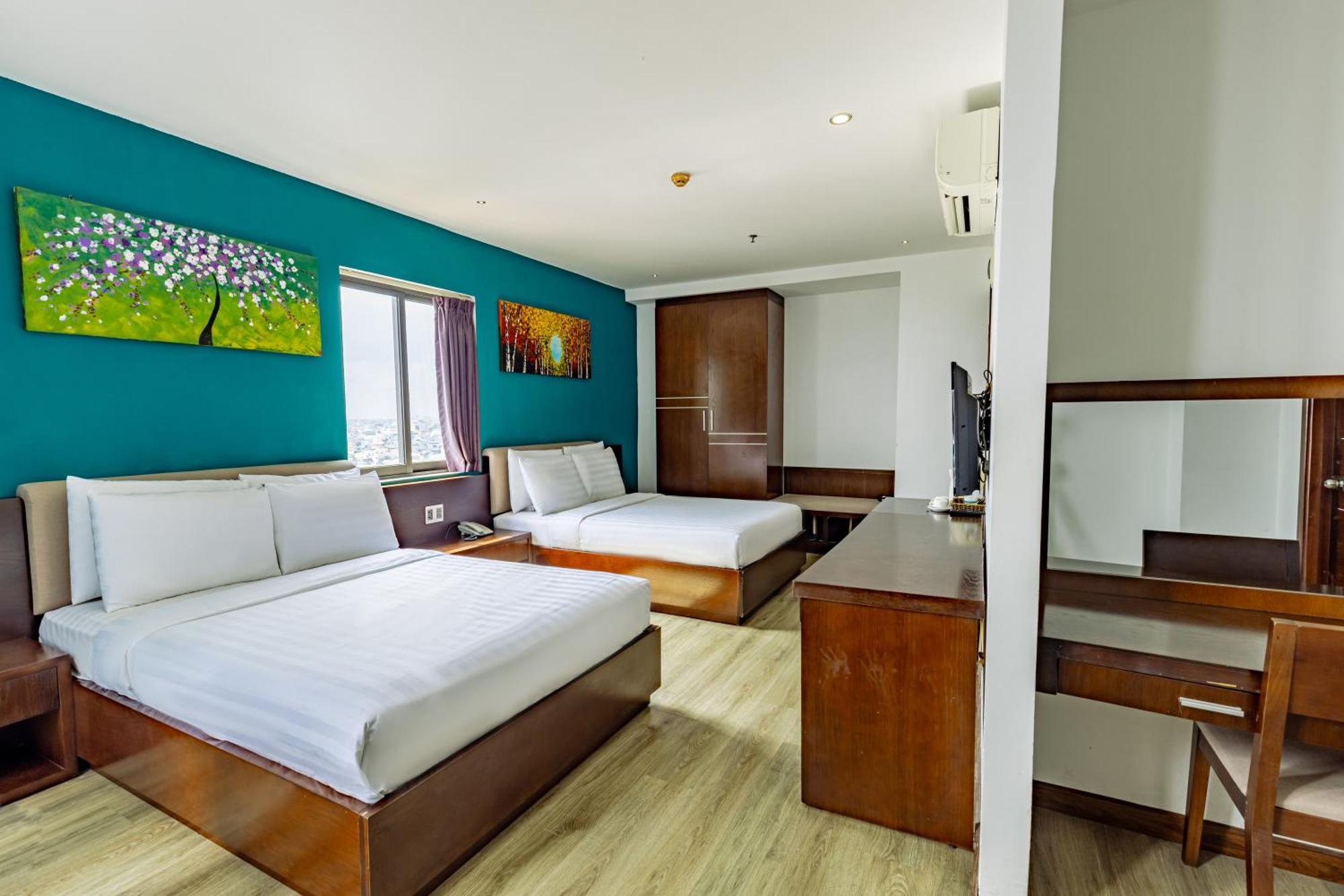Golden Sun By New Sky Travel 4* Da Nang