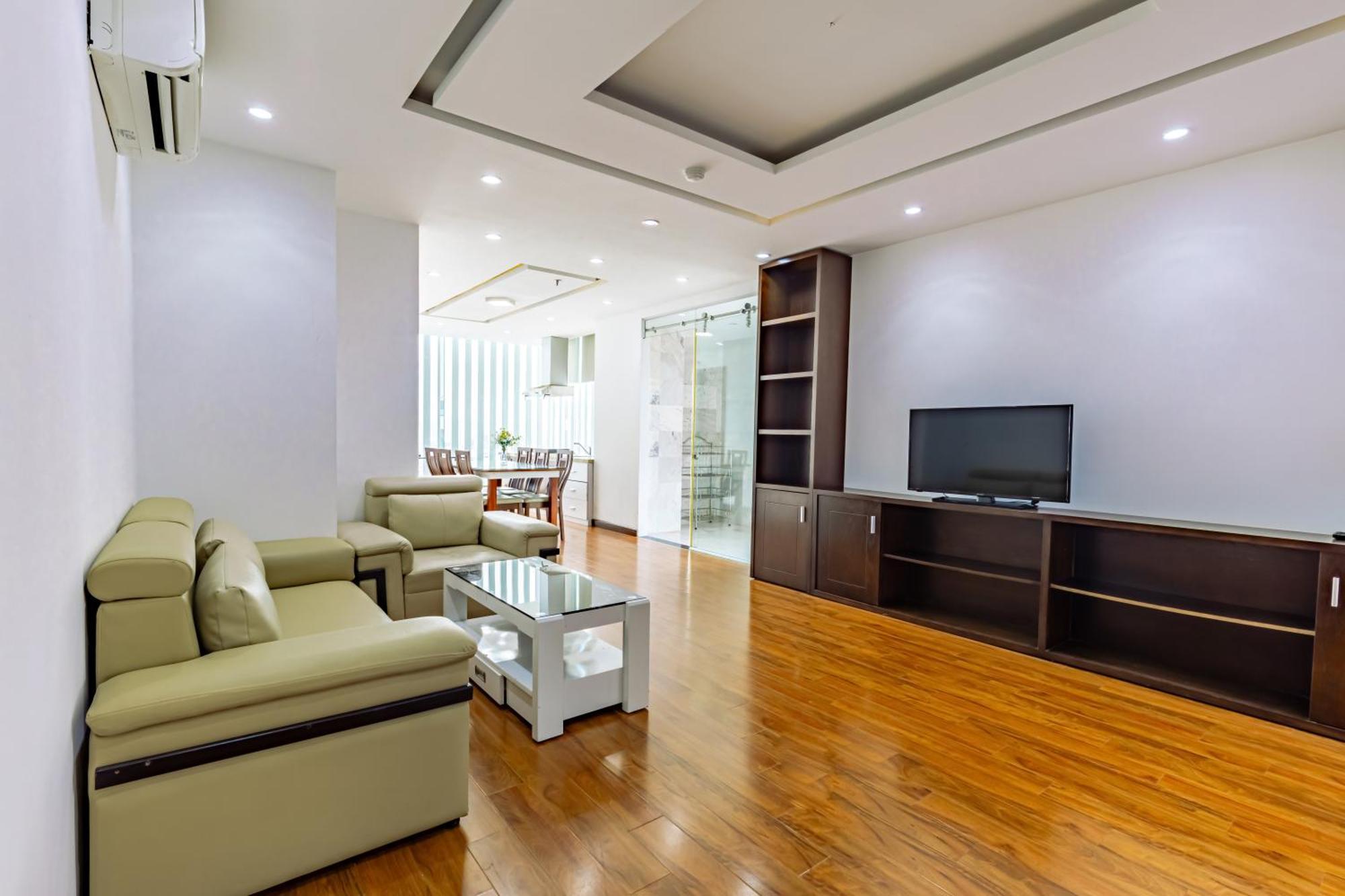 Golden Sun By New Sky Travel Hotel