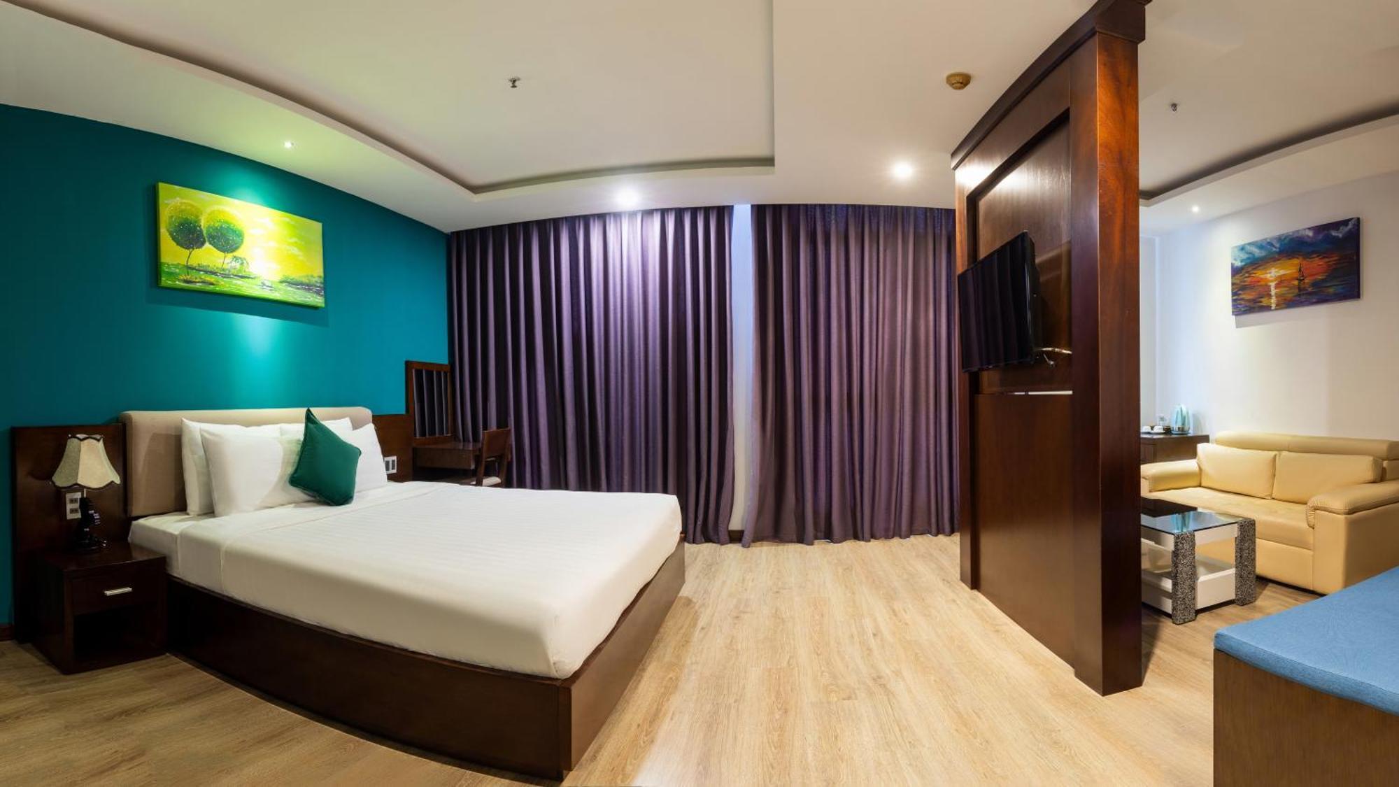 Golden Sun By New Sky Travel 4* Da Nang